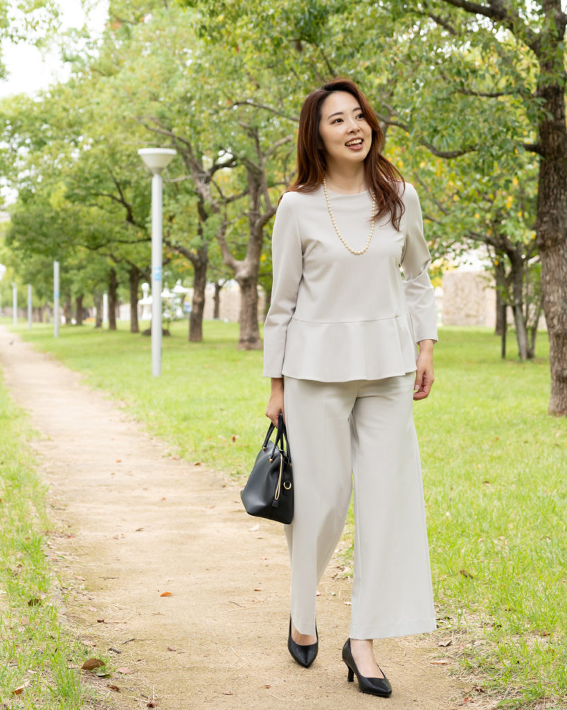 ECショップアパレル商品屋外でのモデル撮影